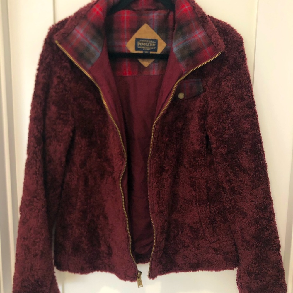 CozyPendleton fuzzy/ Sherpa jacket